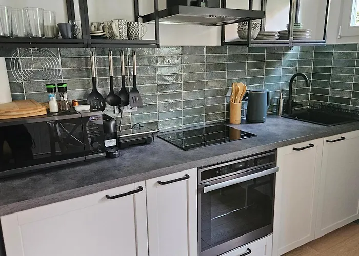 Apartament Kotsisa *